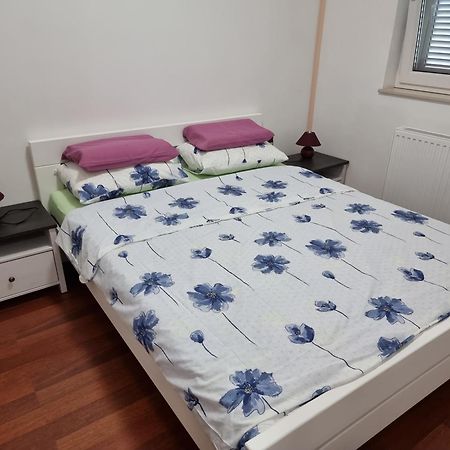 Apartments Katarina Šmrika Chambre photo
